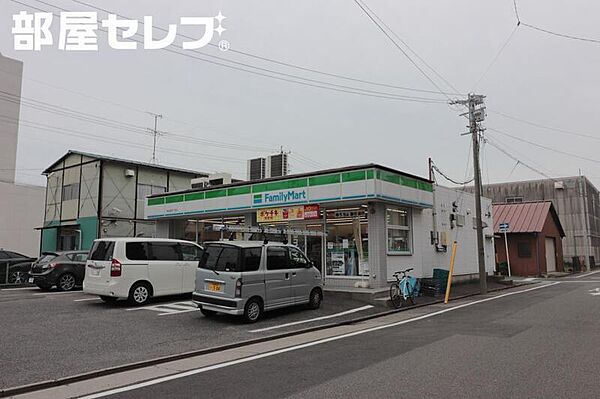 画像25:ファミリーマート黄金通四丁目店 283m