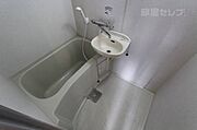 2B号室内装写真参照