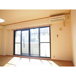 ライラック 2階1LDKのリビング/ダイニング