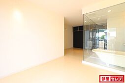 FLATS GAZERY 4階ワンルームのリビング/ダイニング