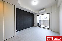 ディアレイシャス名古屋太閤通 5階1Kのリビング/ダイニング