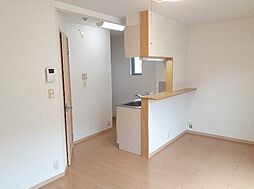 エクセントレア高畑南　弐番館 2階ワンルームのリビング/ダイニング