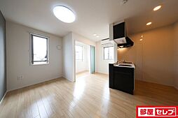 クオレ 2階1LDKのリビング/ダイニング