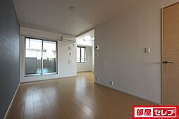 カーサ　セレノ 2階1LDKのリビング/ダイニング