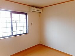 ラフィネE 2階1LDKのリビング/ダイニング