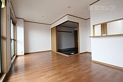 グレイシャス甚目寺 5階2LDKのリビング/ダイニング