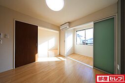 ルーエ大彦 2階2LDKのリビング/ダイニング