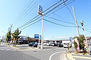 ローソン名古屋西インター店 573m