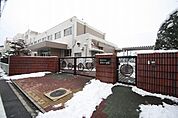 栄生小学校 720m