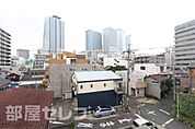 402号室内装写真参照