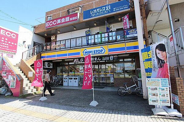 画像28:ミニストップ高畑駅前店 102m