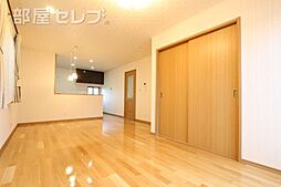 吹上貸家 1階4SLDKのリビング/ダイニング