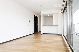 ヴァリエ東別院 3階1LDKのリビング/ダイニング