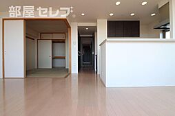 ベレーサ鶴舞公園 10階2SLDKのリビング/ダイニング