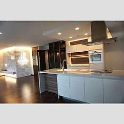 プレサンスロジェ白壁テラス 6階3LDKのリビング/ダイニング