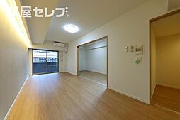 ロイジェント日吉 2階1LDKのリビング/ダイニング