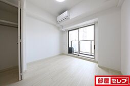 エステート金山 8階1Kのリビング/ダイニング