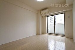 ベレーサ金山 2階1Kのリビング/ダイニング