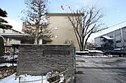 愛知県立名古屋西高校 710m