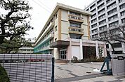 名古屋市立丸の内中学校 397m