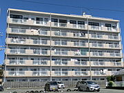 都城駅よりバス20分 徒歩1分 4階 築33年8ヶ月の賃貸物件