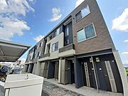 唐崎駅より徒歩9分 築10年9ヶ月 3階建の賃貸物件