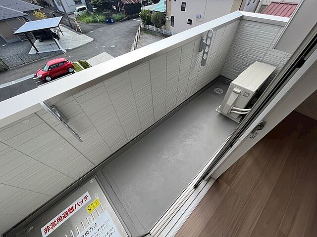 バルコニー