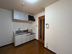 ULTRA ONE 1階1DKのリビング/ダイニング