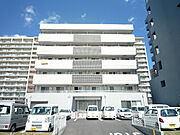 南草津駅より徒歩2分 3階 築16年9ヶ月の賃貸物件