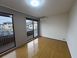 メゾン・クロシェット 2階2DKのリビング/ダイニング