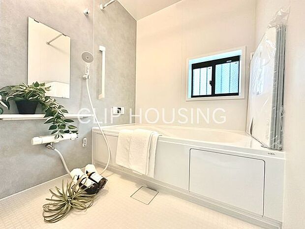 浴室に窓があるので換気しやすく、カビの心配がありません。