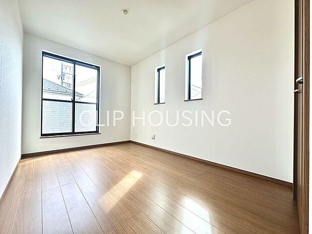 一人ひとりの大切なプライベート空間。趣味・感性で個性的に飾って頂けるようシンプルに仕上げてあります。