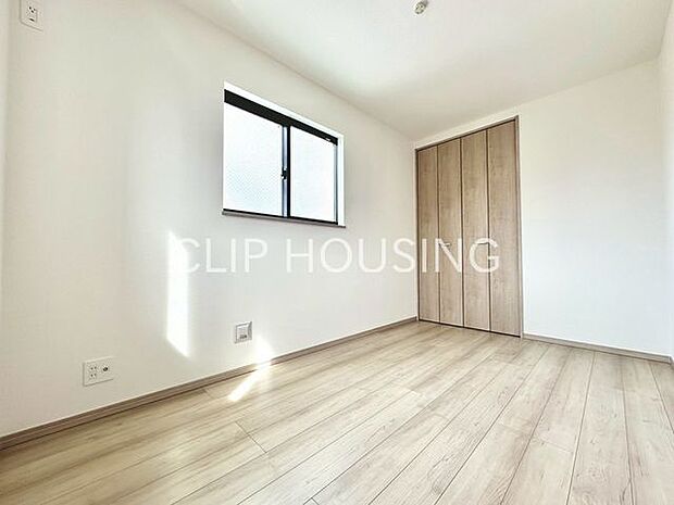 一人ひとりの大切なプライベート空間。趣味・感性で個性的に飾って頂けるようシンプルに仕上げてあります。