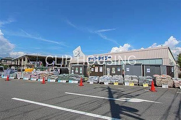 ケーヨーデイツー小田原店 徒歩45分。 3560m