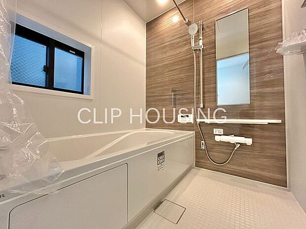 浴室に窓があるので換気しやすく、カビの心配がありません。