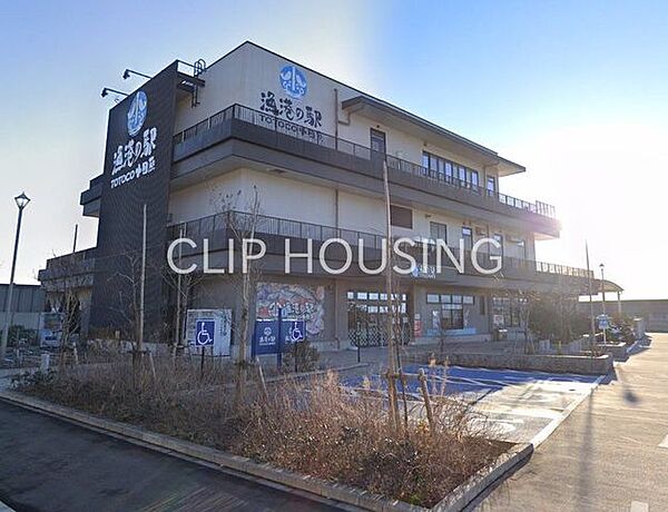 小田原・港の朝市 徒歩16分。 1220m