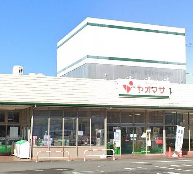 ヤオマサ蛍田店 徒歩20分。 1570m