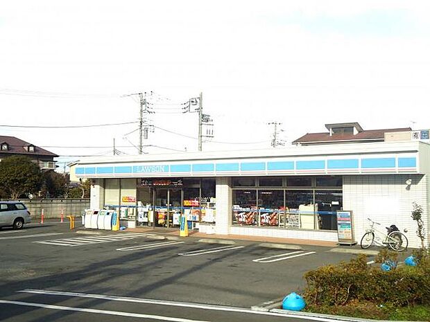ローソン寒川大曲店 徒歩10分。 730m