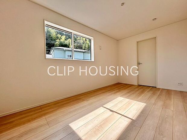 一人ひとりの大切なプライベート空間。趣味・感性で個性的に飾って頂けるようシンプルに仕上げてあります。