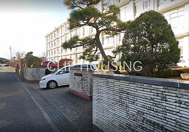 平塚市立金目中学校 徒歩9分。 680m