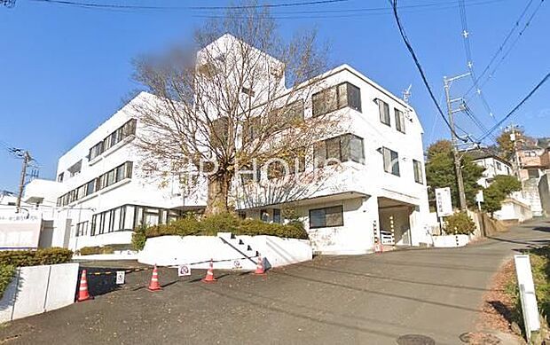 医療法人社団仁輪会くず葉台病院 徒歩8分。 590m