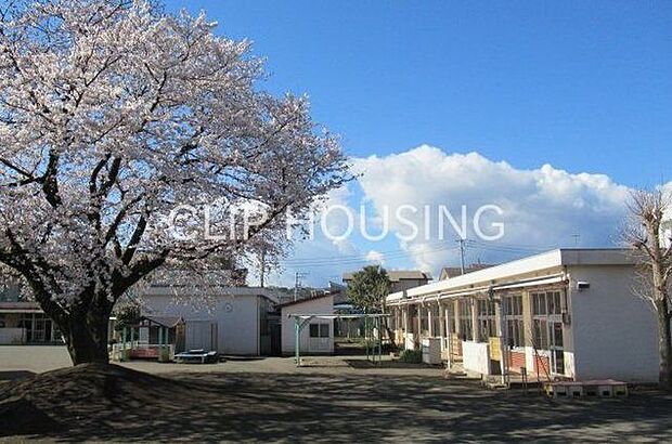 秦野市立西幼稚園 徒歩9分。 680m