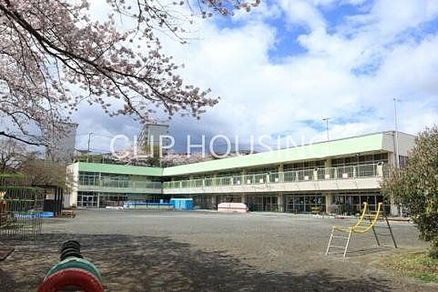 秦野市立しぶさわこども園 徒歩5分。 390m