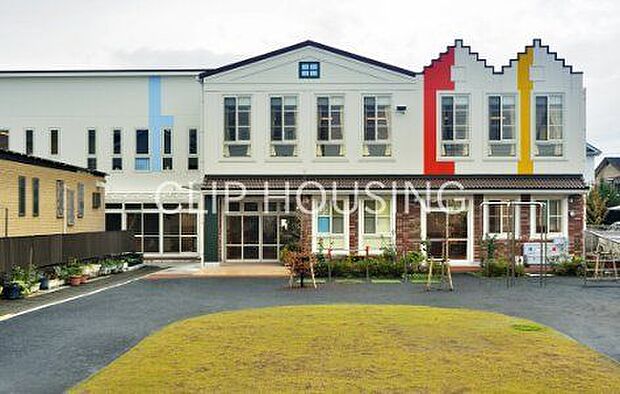 平塚めぐみこども園 徒歩7分。 510m