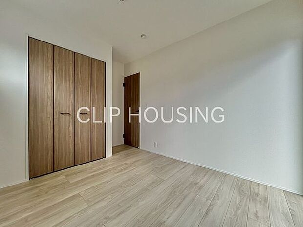 一人ひとりの大切なプライベート空間。趣味・感性で個性的に飾って頂けるようシンプルに仕上げてあります。