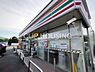 周辺：セブンイレブン大井町金子店 徒歩5分。 400m
