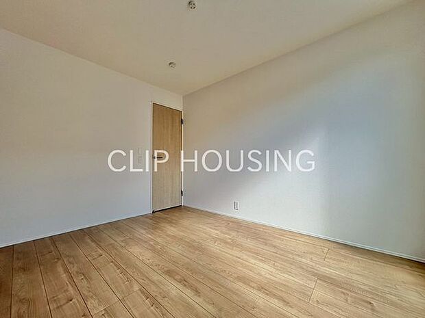 一人ひとりの大切なプライベート空間。趣味・感性で個性的に飾って頂けるようシンプルに仕上げてあります。