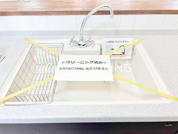 キッチンに立つのが楽しみになる、美しく整った空間。ビルトイン食洗機や収納豊富な設計で、使い勝手も◎。家族の「美味しい！」を支えます！