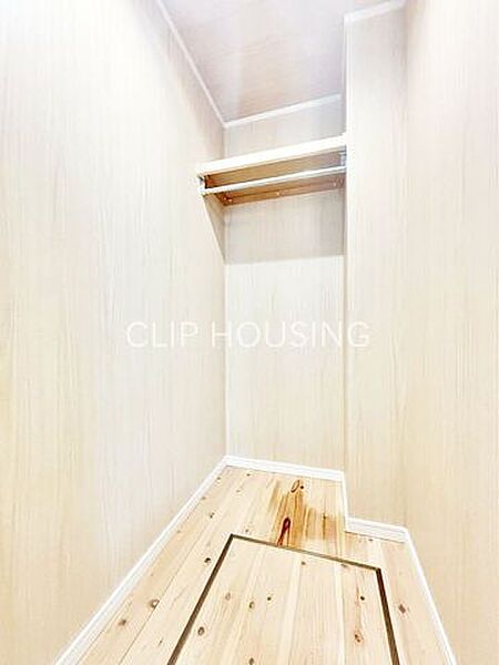 大型のWIC付！たくさん衣服を収納しましょう