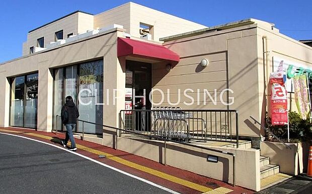 しまむらストアーすみれ平店 徒歩12分。 900m